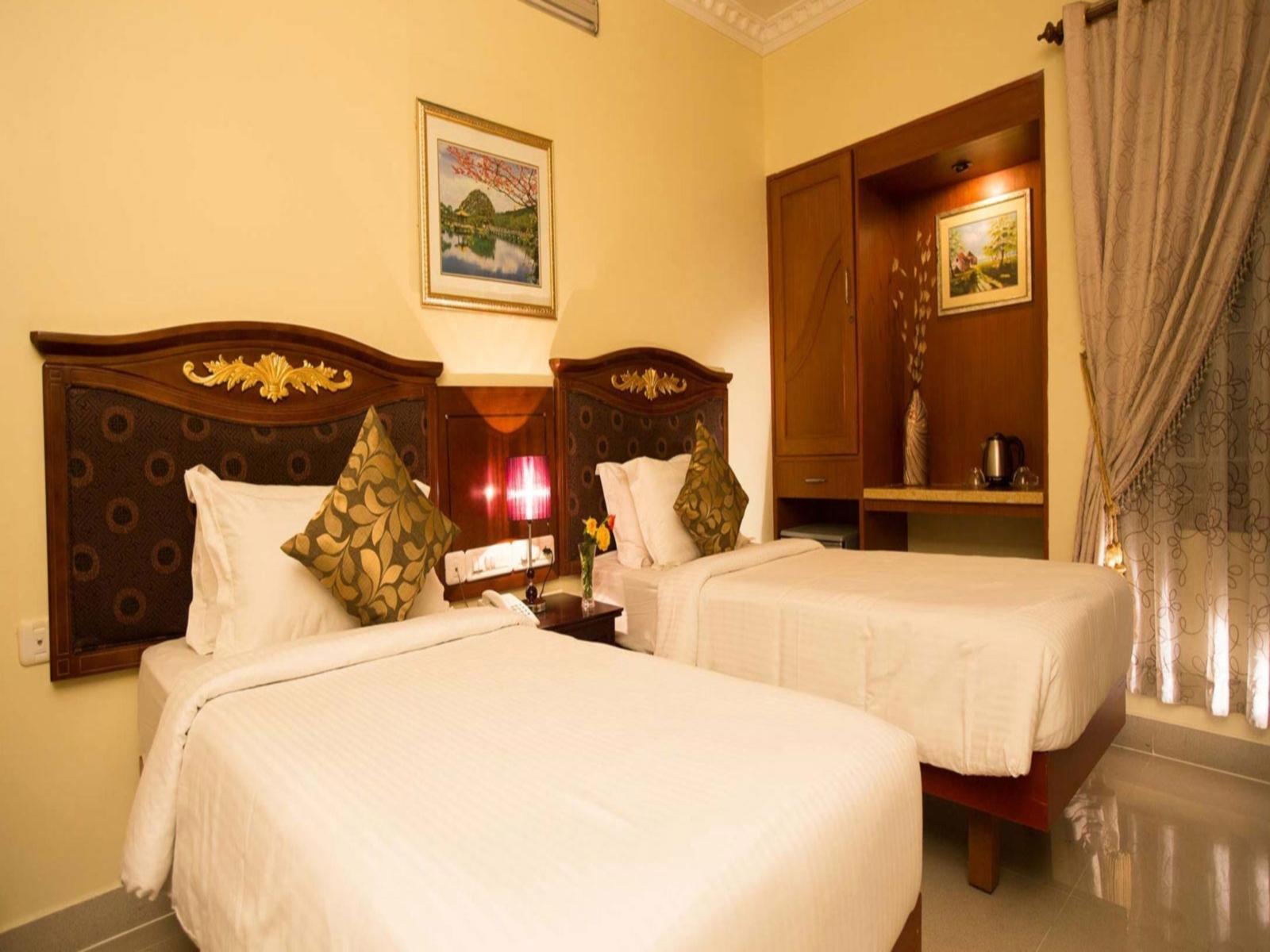 Taz Kamar Family Hotel Ченнаї Екстер'єр фото